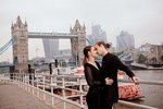 2h Photoshoot with a London's photographer at Tower Bridge / Price per group 