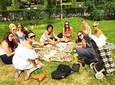 Pic-Nic Experience in Madrid with Games and Snacks