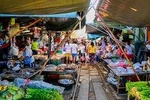 Bangkok: Join Tour Risky Market And Damnern Saduak Floating Market Half Day Tour