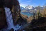 From Zurich: Breathtaking waterfall and lakes private tour