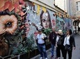 Graffiti Private City Tour with Vehicle and Photographer Guide