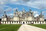 Loire Valley Castles VIP Private Tour: Chambord, Chenonceaux, Amboise 