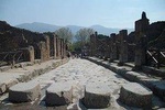 Guided Tour of Pompeii with Lunch and Skip the Line Tickets included