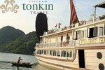 Halong bay boutique cruise 2 days trip: Kayaking, swimming & caving tours