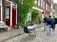 Explore hidden streets with friends