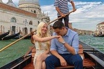 Romantic Photoshoot - Love Story in Venice