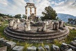 Delphi Full Tour , Hosios Loukas Monastery and Arachova Village Private Tour 