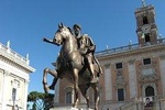 Capitol Hill and Capitoline Museums - Skip the line Private Tour
