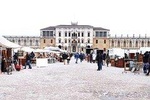 The antiques market in Piazzola Sul Brenta One of the most spectacular in Europe