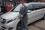 Glasgow city to Glasgow Airport -Luxury Transfer Chauffeured 