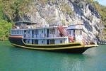 Lan Ha Bay Cruise 2D/1N small group: Kayaking, Swimming at the pristine places