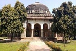 Explore Hidden Gems of Old & New Delhi Tour