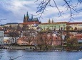 Private Door-to-door Transfer from Krakow to Prague with 2 Sightseeing stops