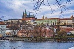 Private Door-to-door Transfer from Krakow to Prague with 2 Sightseeing stops