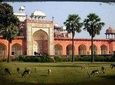 Agra Short Tour of Akbar Tomb, Gurudwara Guru Ka Tal and Dayalbagh