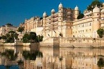 Smooth Departure Transfer by Car from Udaipur to Ahmadabad