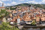 Transfer from Prague to Cesky Krumlov: Private sightseeing daytrip with 2 stops