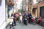 Hue Private Tour with Local Student by Motorbike