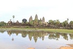 2-Day Temple visit and Floating village from Siem Reap