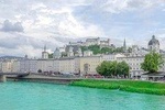 Transfer from Vienna to Salzburg: Private sightseeing daytrip with 2 stops