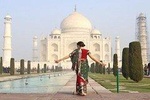 Same Day Taj Mahal Tour from Delhi in Traditional Indian Attire