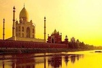 Overnight Taj Mahal Tour from Pune