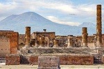 Transfer from Naples to Sorrento with stop in Pompeii
