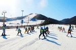 Private Round-Trip Transfer to Shijinglong Ski Resort From Beijing