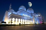 Abu Dhabi private City Tour - A journey to The Capital(outdoor activities )