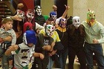 Mexican wrestling with an artist (Wrestling)
