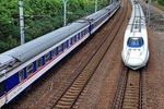 Six-day package tour of Shanghai, Tongli, Suzhou, Hangzhou, and Mount Huangshan