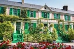 Private Giverny & Versailles all Day Tour from Paris Including Lunch 