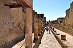 Transfer from Naples to Amalfi-Ravello with 2 hours Private Tour in Herculaneum