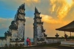 Private Tour : The Gates of Heaven Lempuyang