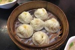 6-hour Genuine Shanghai Street Food Gathering and Sightseeing Highlight Tour