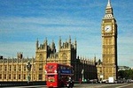 Private Transfer: Gatwick to Heathrow Airport Via London attractions
