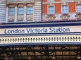 Private One Way or Round Trip Transfer: Kensington SW London to Gatwick Airport