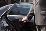 Low Cost :- Hire an Executive Luxury Car Services in Toronto