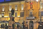 Parma Highlights Small Group Tour by Night