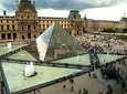 LOUVRE PRIVATE TOUR : Skip the line & Local expert guide - Entry fees included