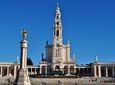 Discover Fátima, Batalha, Nazaré and Óbidos by comfy van - Private Full Day Tour