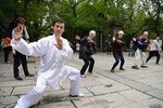 Beijing Private Tai Chi Class and Bike Tour at Houhai Lake