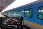 Same Day Tour to Taj mahal - Agra Fort & Wildlife SOS by Gatimaan Express Train