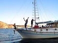 Santorini Caldera Traditional Cruise with Meal and Drinks