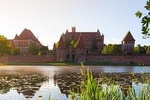 One day, private city tour to Gdansk and Malbork from Warsaw by express train