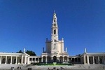 Fatima, Batalha, Nazare and Obidos All Day Private Tour