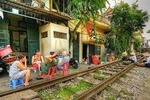 Unique Hanoi city tour and drinking beside railway- private tour
