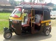 Tour in Tuk Tuk and Public Transport to Kochi Heritages 