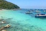 Day Trip to Coral Island with Lunch by Speedboat from Phuket