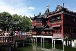 4-Hour Private Shanghai City Tour plus Acrobatic Show and Dinner